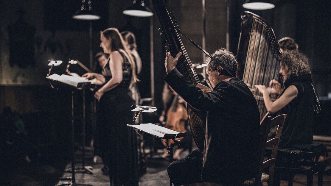 HATHOR CONSORT | ŒUVRES DE BARBARA STROZZI