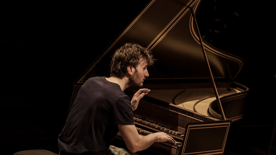 The art of playing the harpsichord