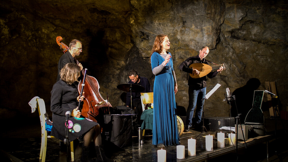 MISTERIOS DEL AMOR – ALMA 