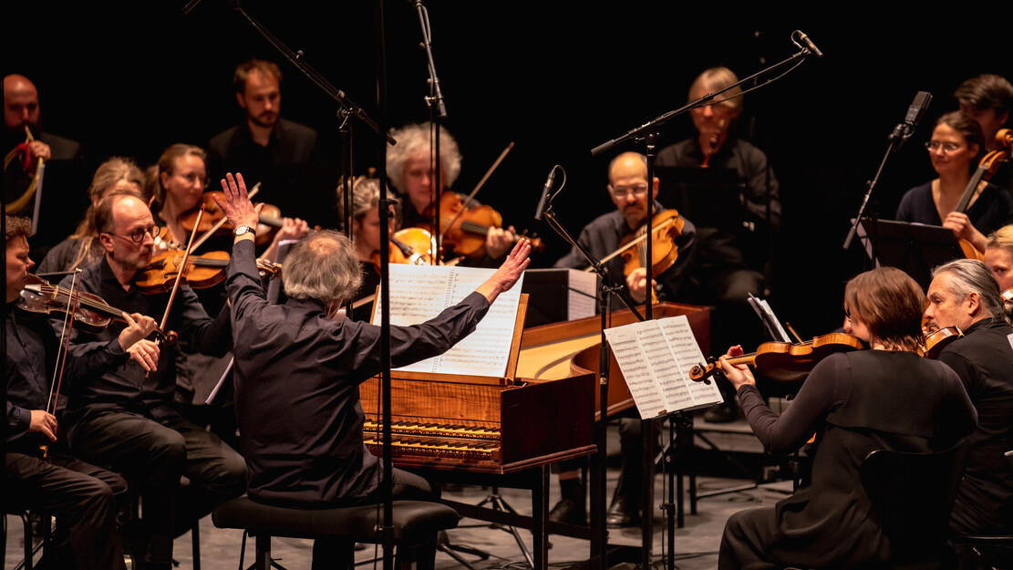 Roman, Händel, London